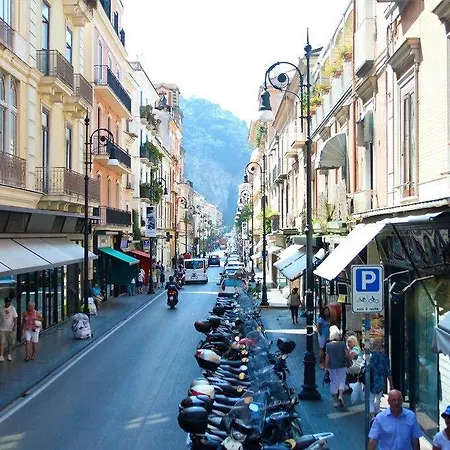 بيت ضيافة Corso Italia