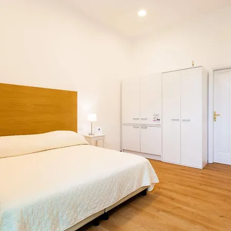 Corso Italia 4* Сорренто